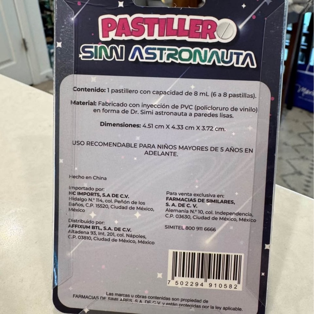 Simi Astronauta Keychain - Gray - Picture 2 of 2